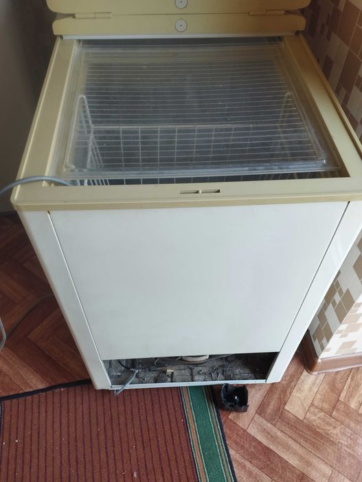 Морозильник не замораживает, мотор работает