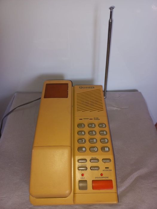 Продам домашние телефоны