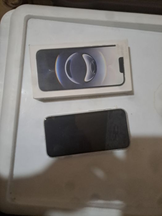 Iphone 16e новый