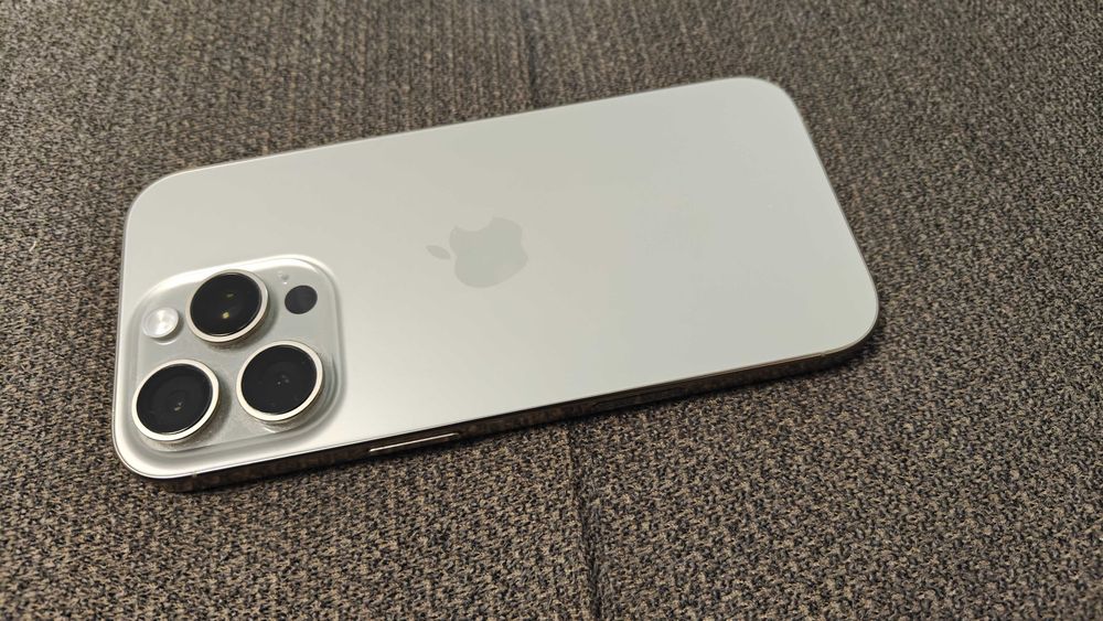 Iphone 16 Pro ca nou