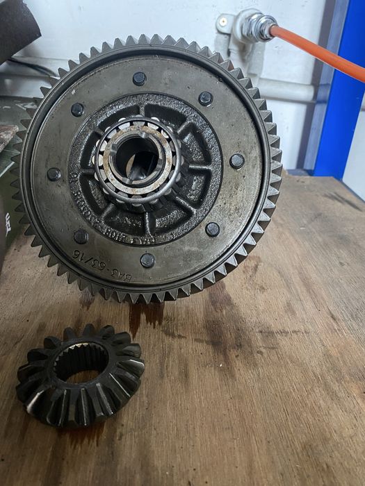 Дифференсал продам