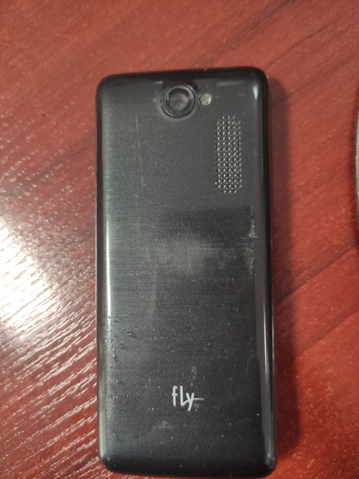 Телефон fly мыльница