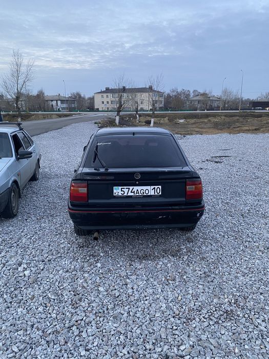 Опель векта а 1993
