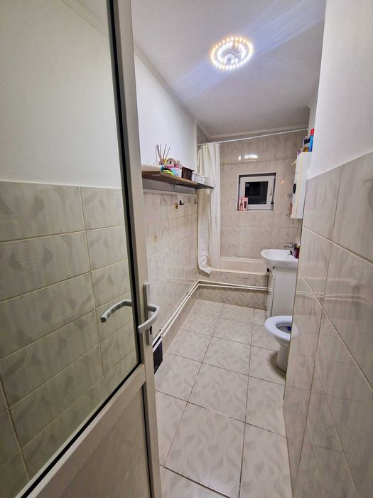Apartament cu 3 camere