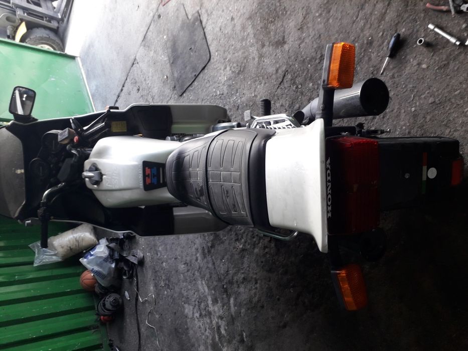 Honda CB 750 F -На части