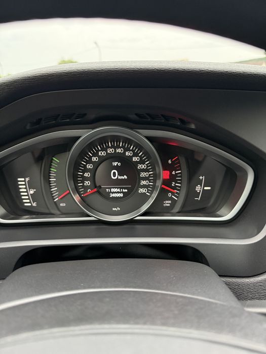 De vanzare Volvo v40