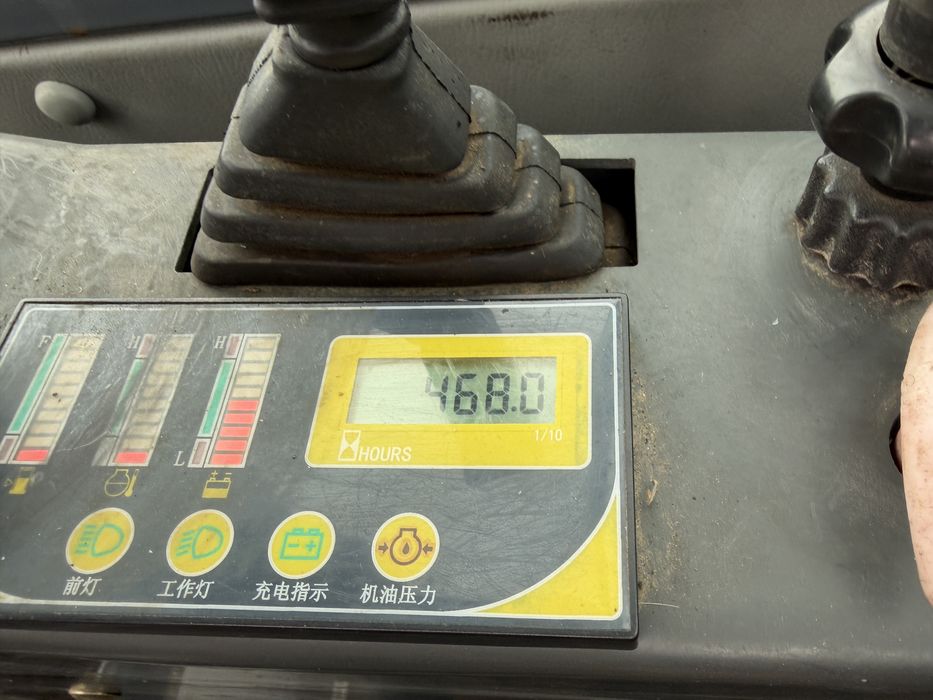 Miniexacavator macau ct 30