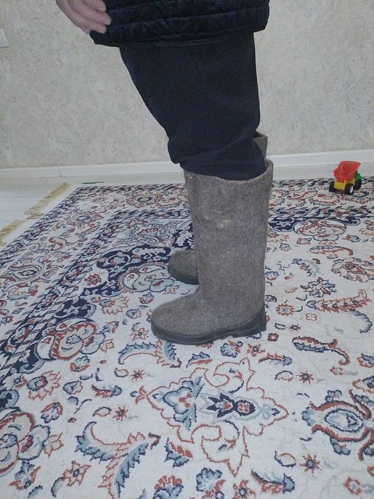 Валенки новые продается