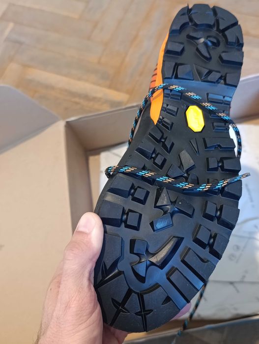 Обувки за планински преходи Scarpa Ribelle  HD. 43