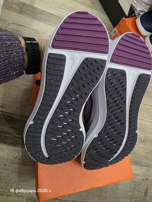 Нови обувки  nike 37.5