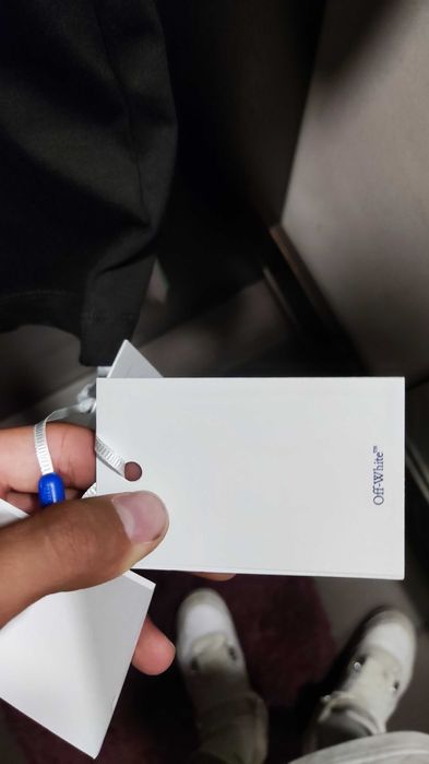 Off-white тениска черна/бяла