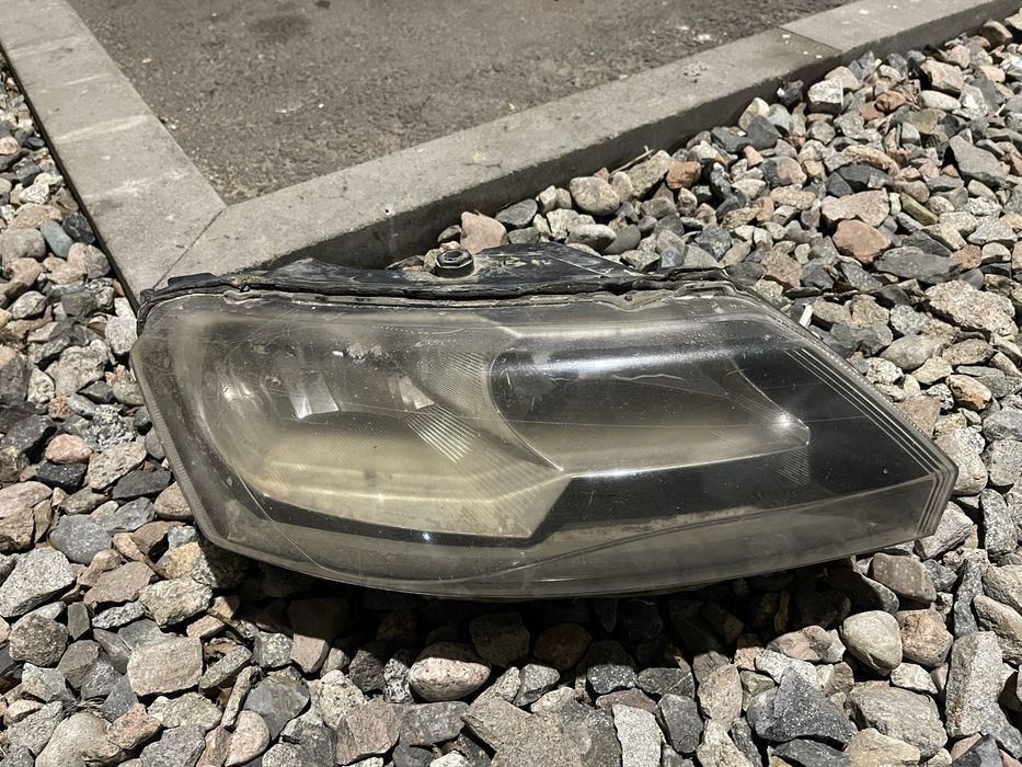 Фара на автомашину Skoda Rapid