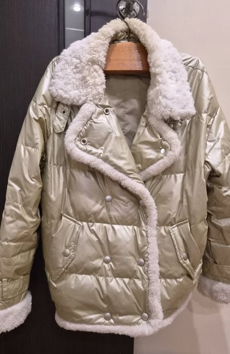 Продам куртку демисезонную