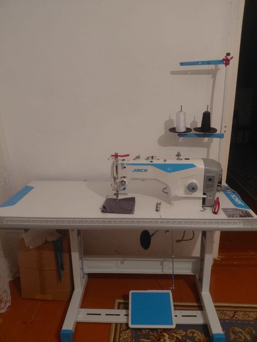 Швейная машинка