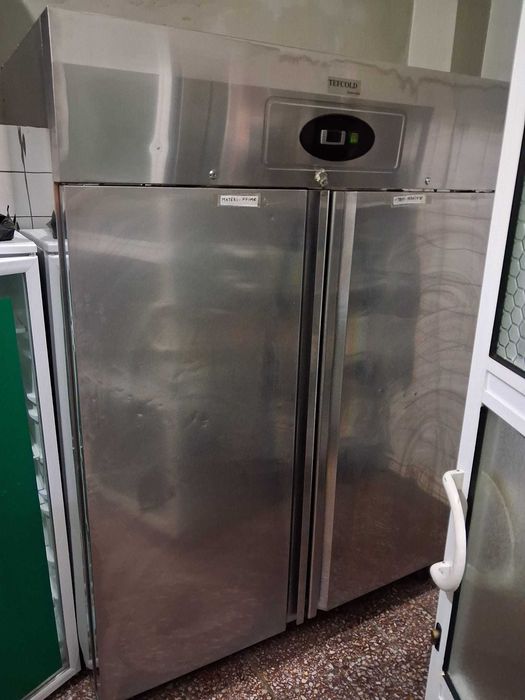 frigider si vitrina frigorifica