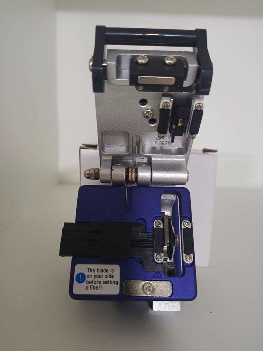 Оптический скалыватель Оптик тола кесгич