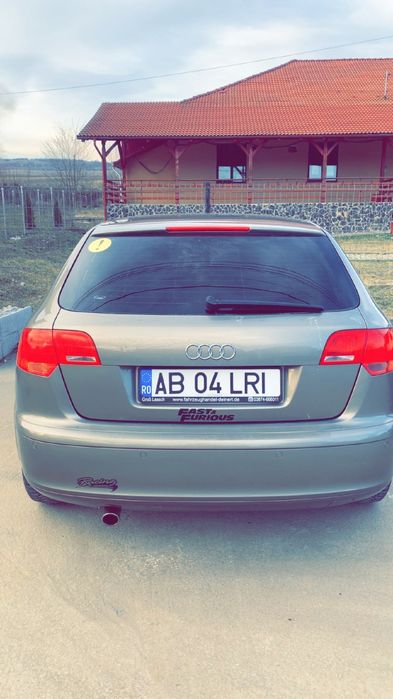 Vând Audi A3 1.6