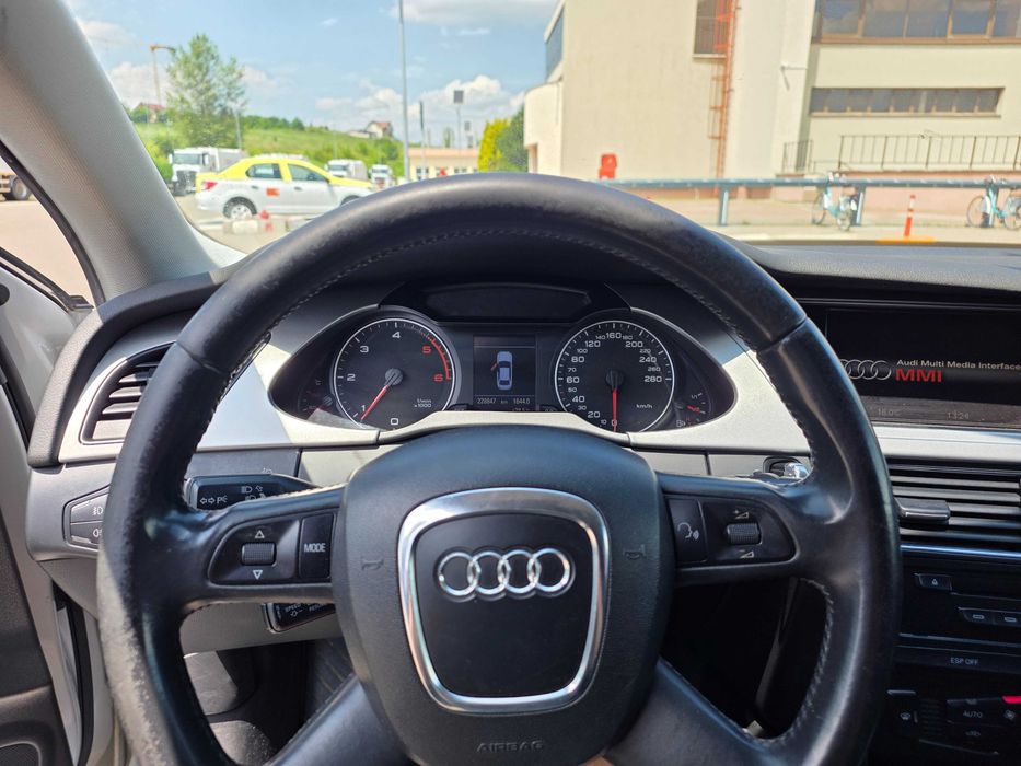 Audi A4 B8 Limuzina 2.0 TDI