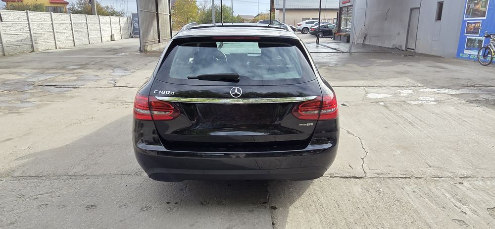 Merces-Benz, C class, an 2019, 166k km