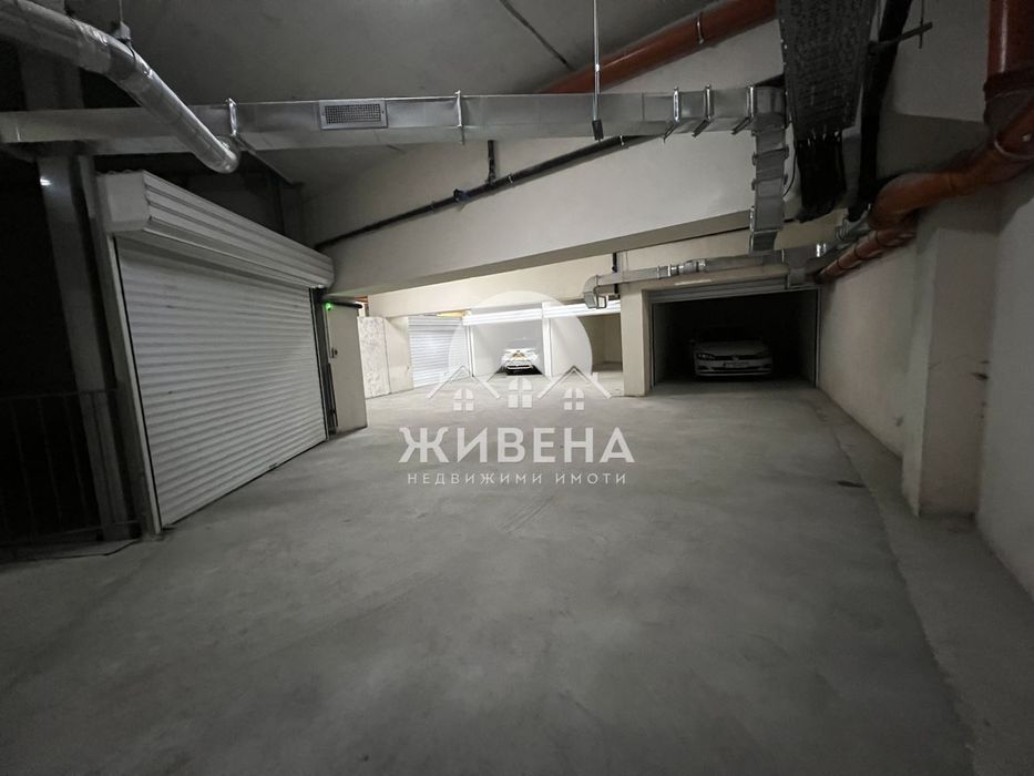 Продава се Двустаен апартамент в Варна, Колхозен пазар - 80 кв.м за 2107 €/кв.м - Снимка #10