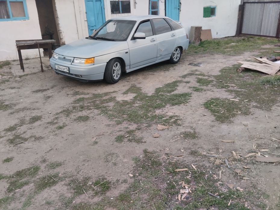 Продам ваз 2112,