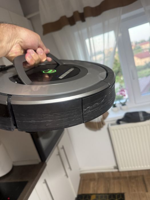 Aspirator Irobot roomba 772e IEFTIN