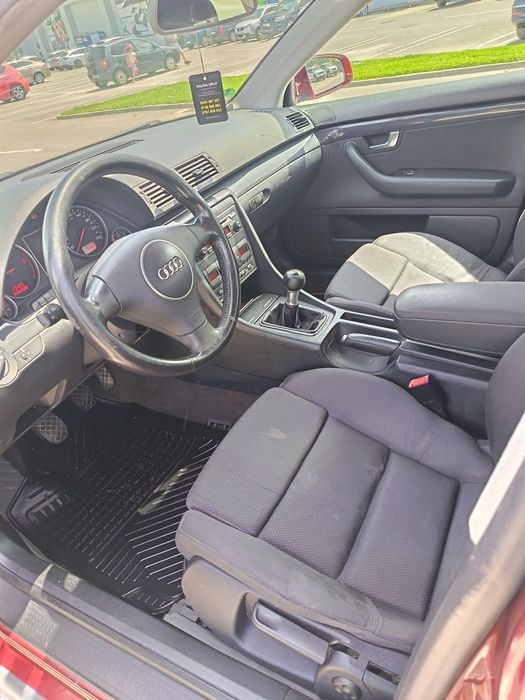 AUDI A4 Avant 2004 — imagine 2