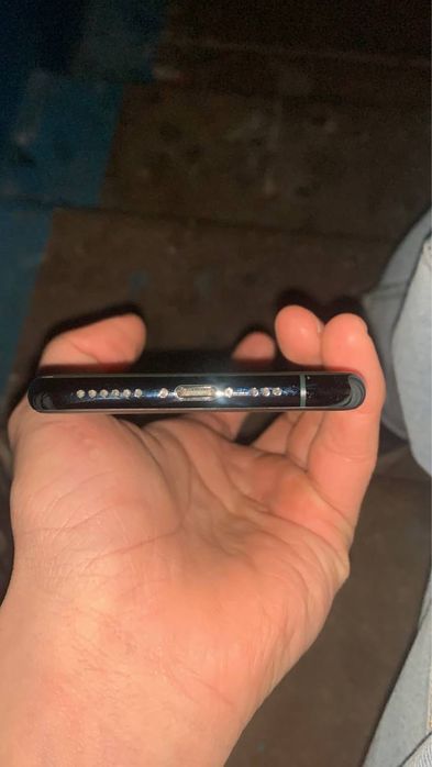 Продам Iphone 11 pro 256gb акб 74%