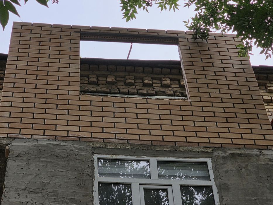 Делаю кладку балкона,установка козырков