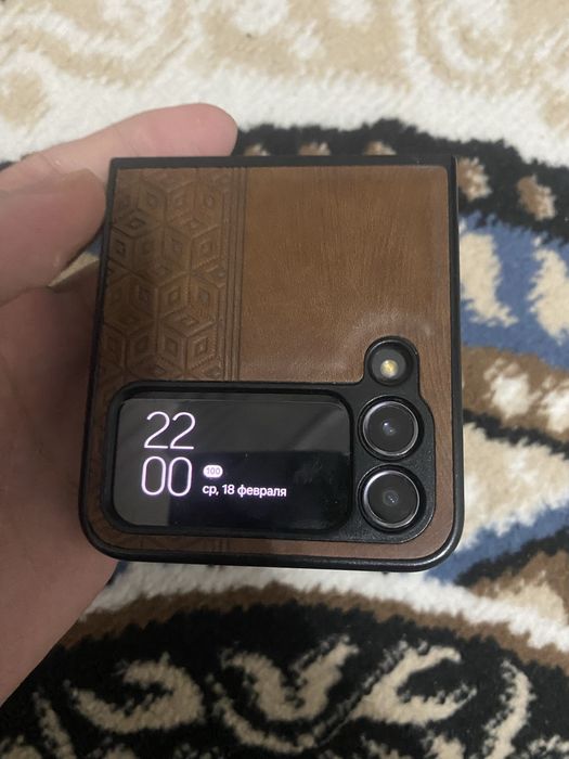 Samsung Galaxy Z Flip4