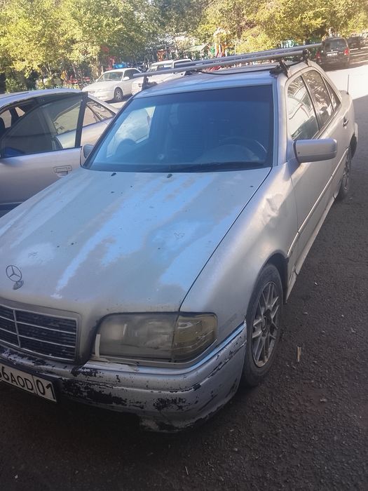 Продам Мерс 1994