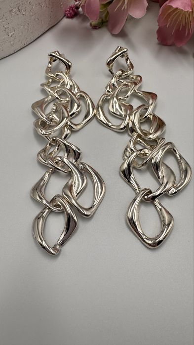 Серьги H&M длинные в серебряном тоне