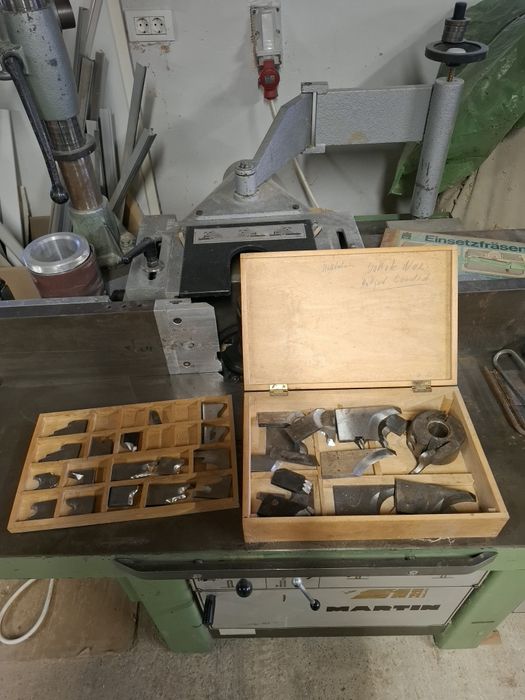 Masina industriala de frezat MARTIN T25 cu diverse accesorii