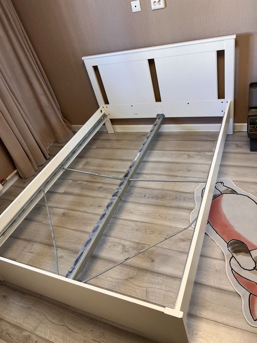 Кровать 140/200.