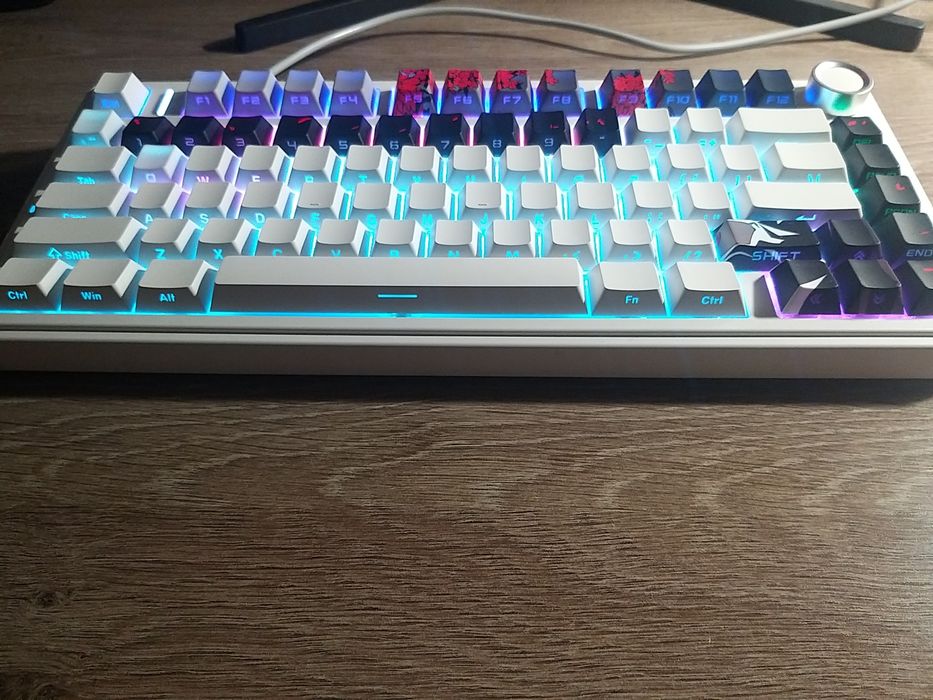 AULA F75 blue switchs