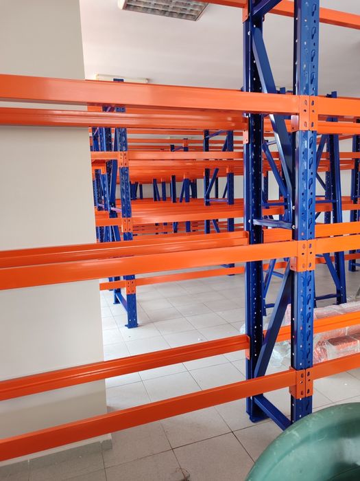 Стелажи метални над 10 размера