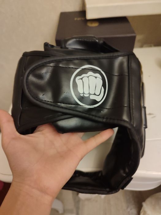 Шлем чёрный для тренировок