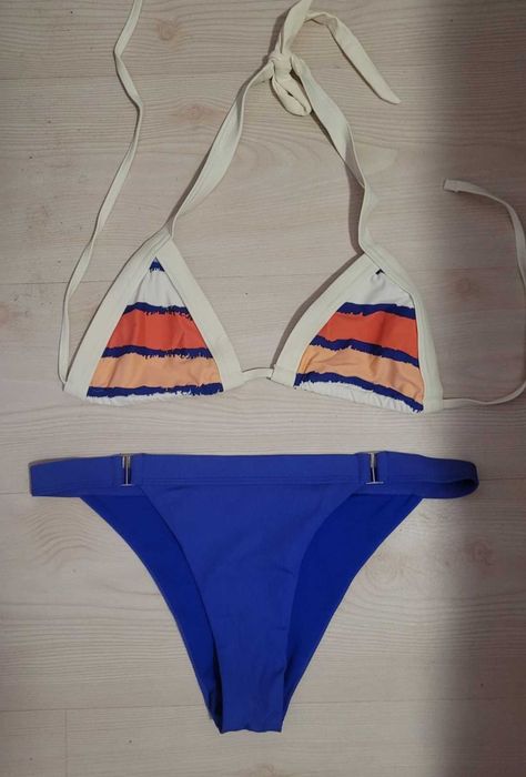 Бански костюми и долнища 10лв s-m размер.