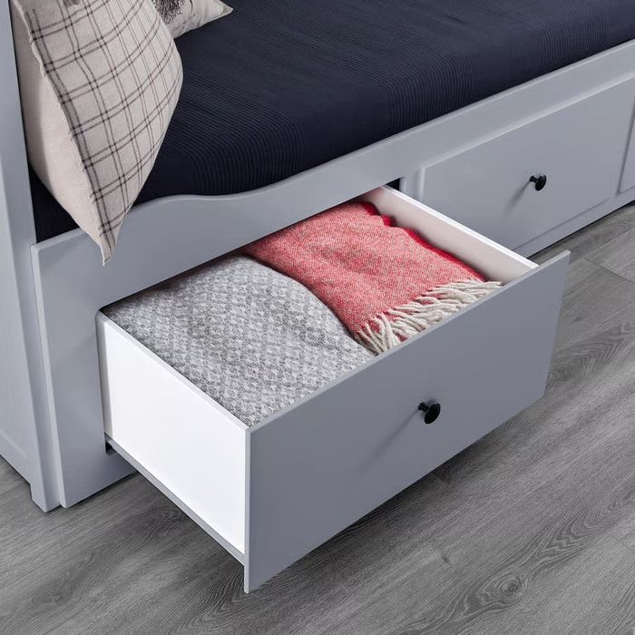 Hemnes divan gri Ikea
