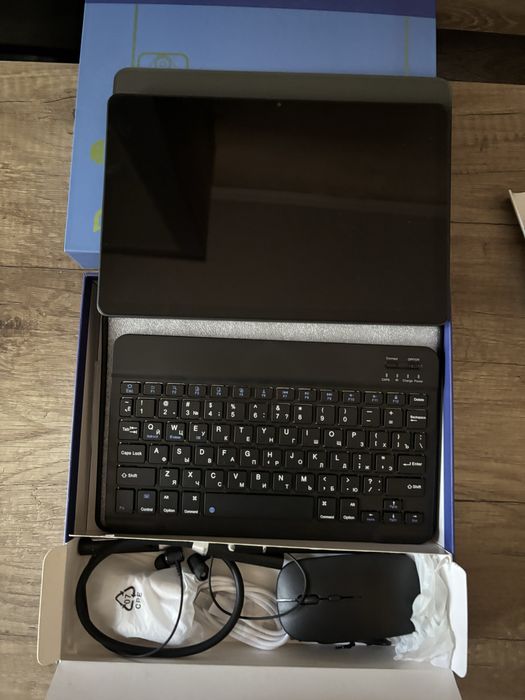 Продается новый планшет.