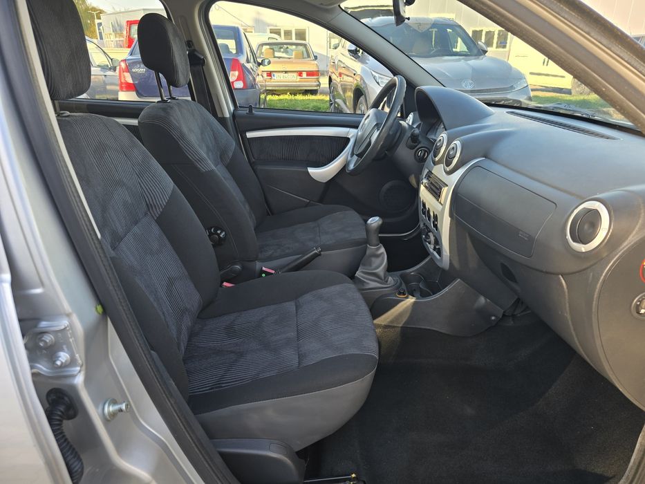 107.000 km, 1,4 MPI - 75 CP, AC