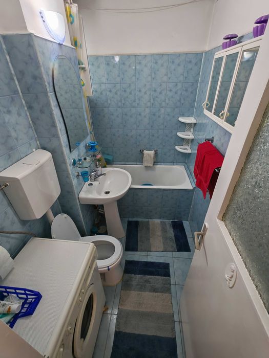 Apartament ultracentral Decebal, parcare,   2 balcoane, caramida, izolat