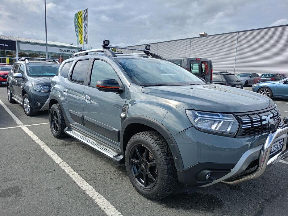 Dacia Duster / Дачия Дъстър 4x4 1.5 dci 6d Urban Grey
