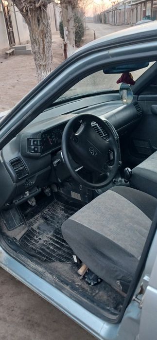 Лада 2110 сотилади