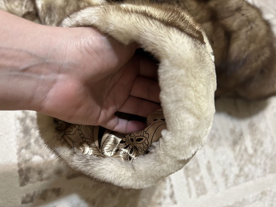 Продам норковую шубку