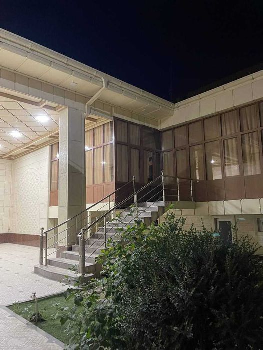 Икром шашлик худудида жойлашган 4 хонали ховли сотилади