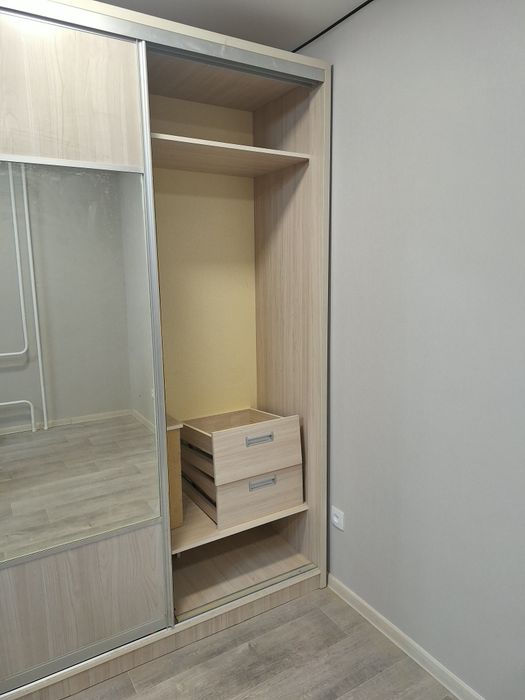 Продам шкаф 45.000 торг