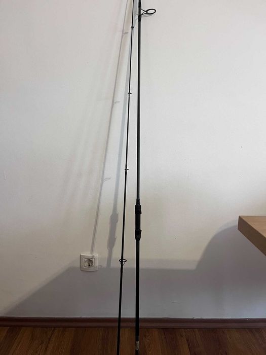 Vand 2 bete daiwa black widdow 3 m