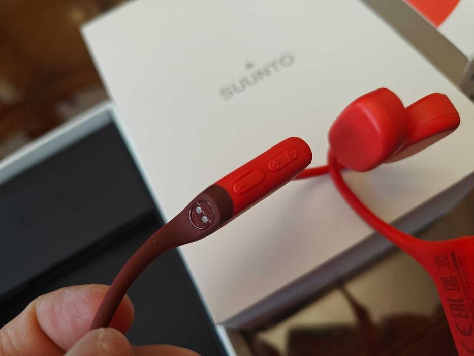 Casti wireless open ear cu conductie osoasa Suunto Sonic Coral Red