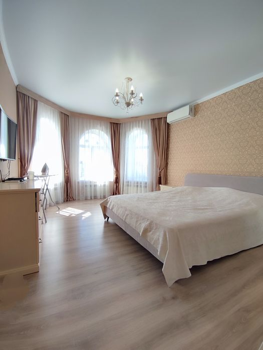 Продам коттедж в самом центре рн Сити